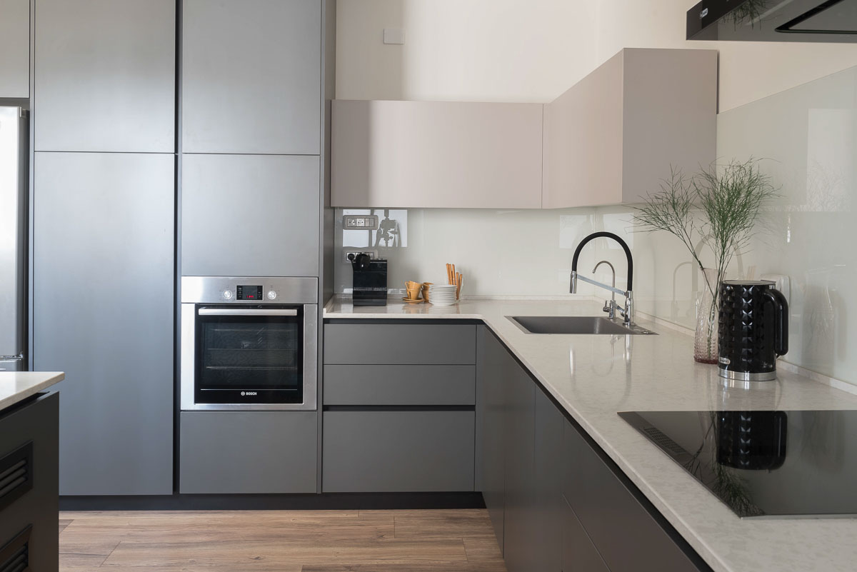 דירה ביהוד מטבח