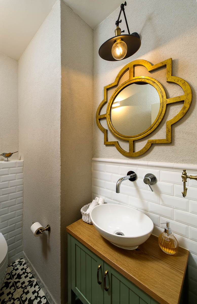 תכנון ועיצוב פנים חדרי אמבטיה ושירותים בדירה ביהוד 9