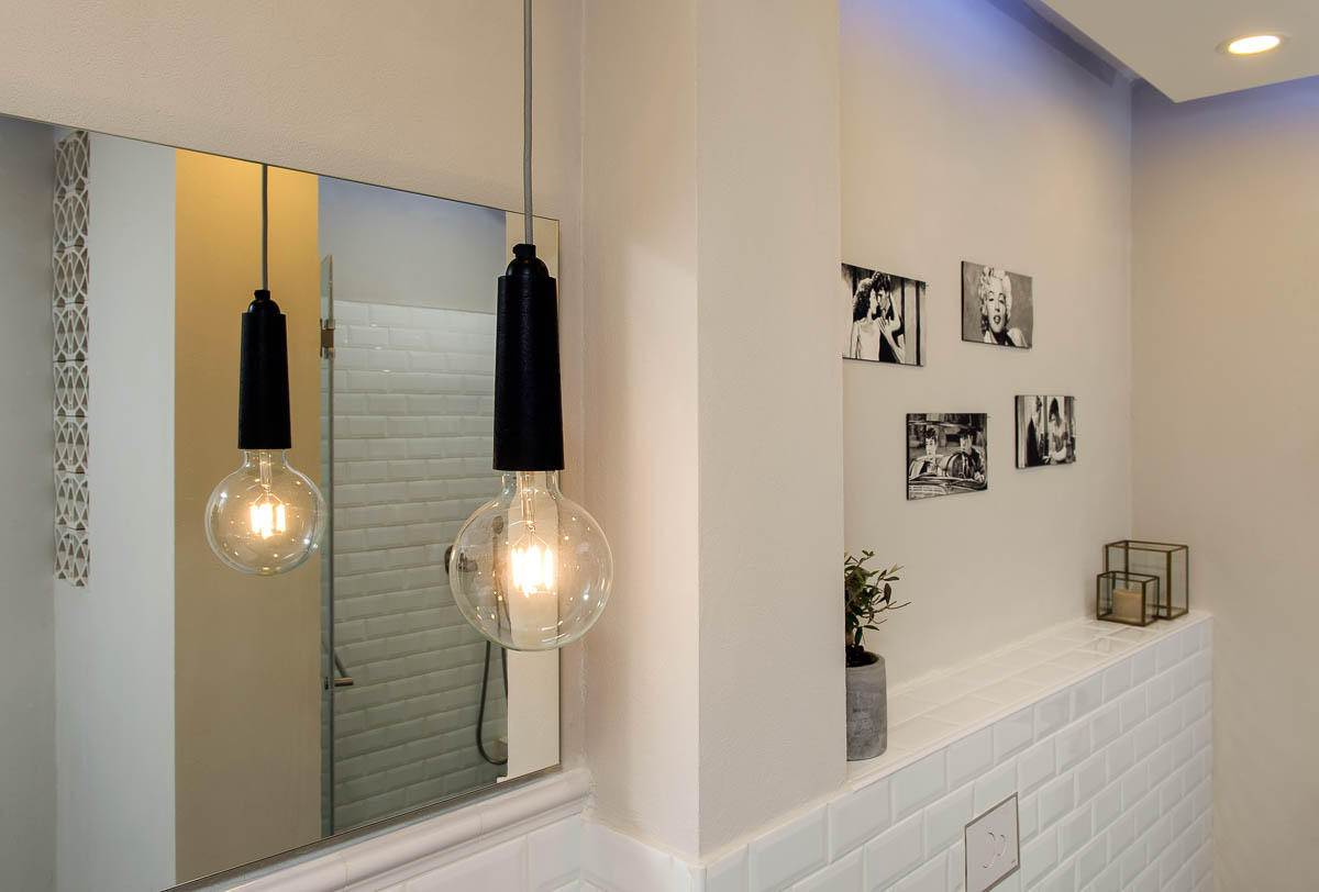 תכנון ועיצוב פנים חדרי אמבטיה ושירותים בדירה ביהוד 5