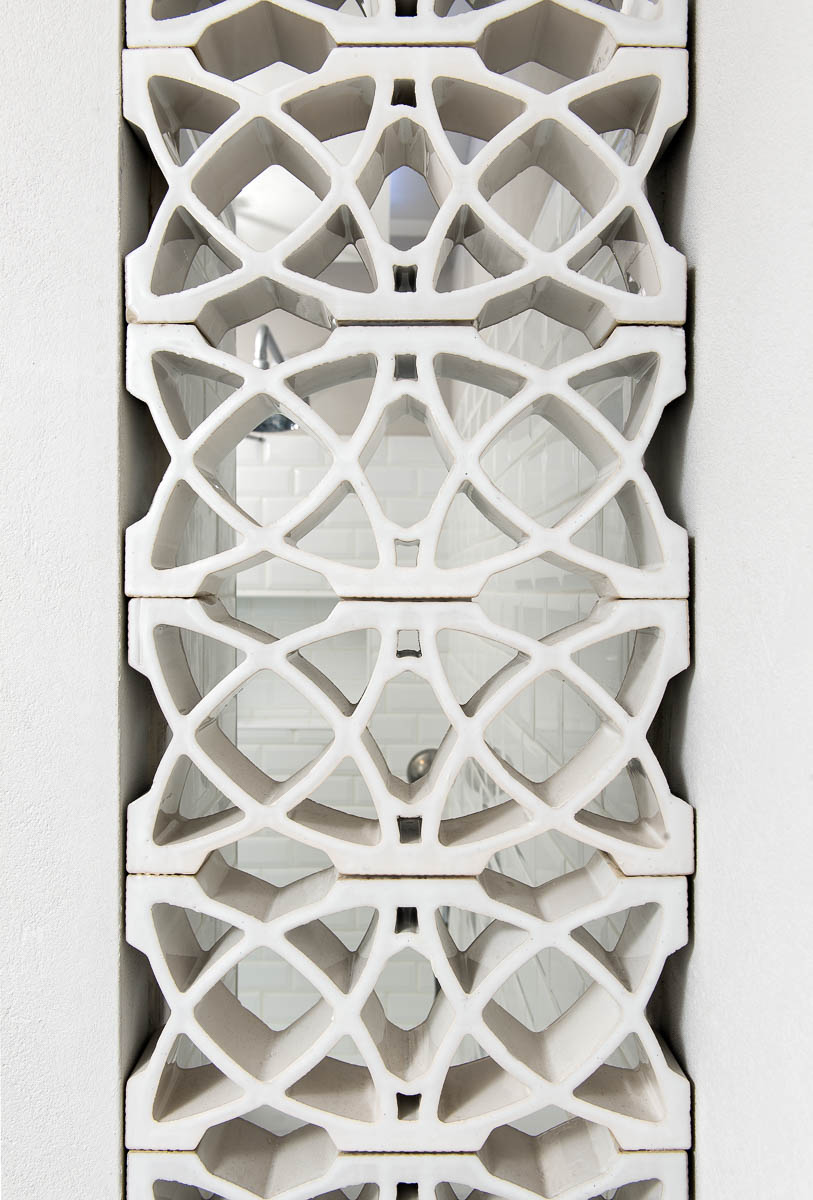 תכנון ועיצוב פנים חדרי אמבטיה ושירותים בדירה ביהוד 7